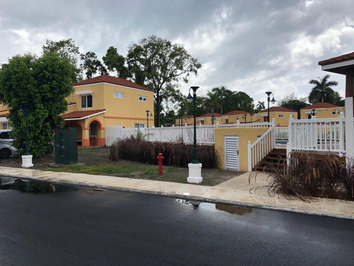 Anna'S Joye Chatham Montego Bay Exterior photo